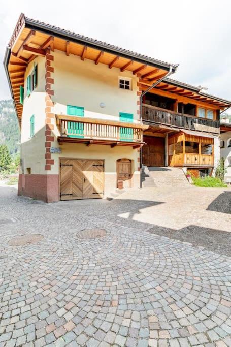 פרדאצו Appartamento Rustico Con Stube E Balcone מראה חיצוני תמונה